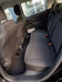 Car image 37