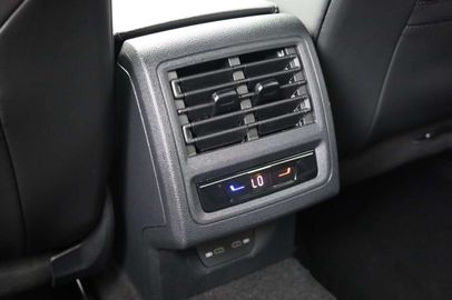 Car image 41