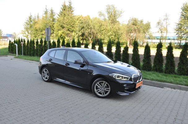 BMW 118i M Sport 100 kW image number 3