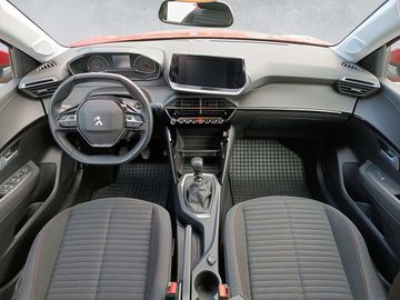 Car image 9