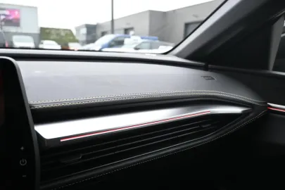 Car image 35
