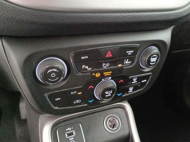 Jeep Compass 1.6 88 kW image number 17