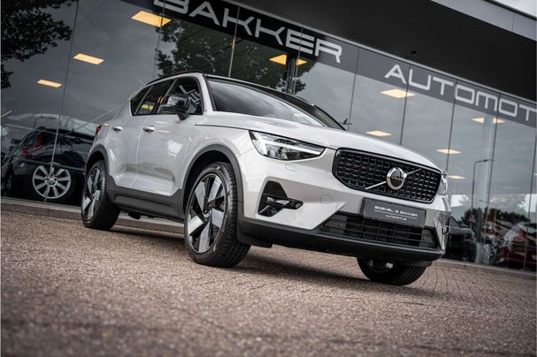 Volvo XC40 Recharge T4 Plus Dark 155 kW image number 23