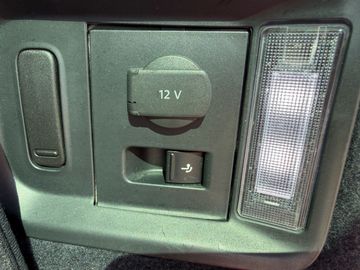Car image 33