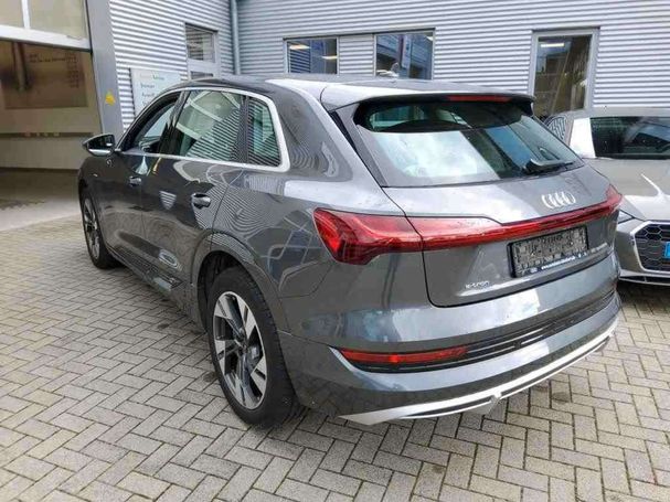 Audi e-tron 50 quattro S-line 230 kW image number 4