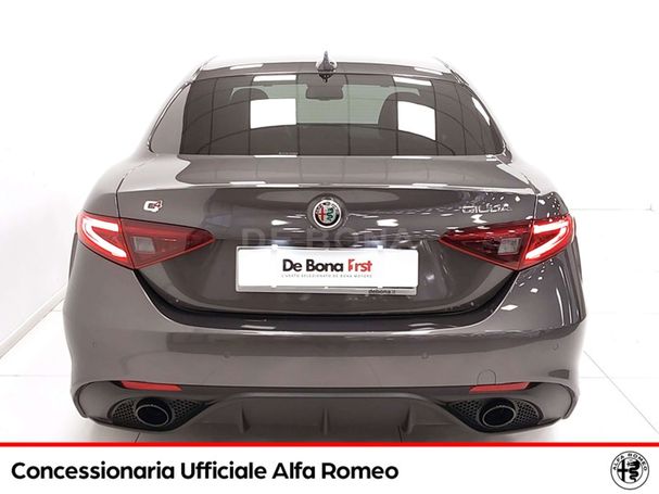 Alfa Romeo Giulia 2.2 Veloce 154 kW image number 4