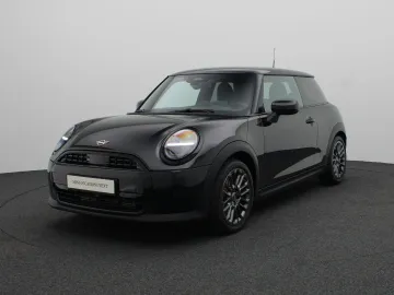 Car image 24