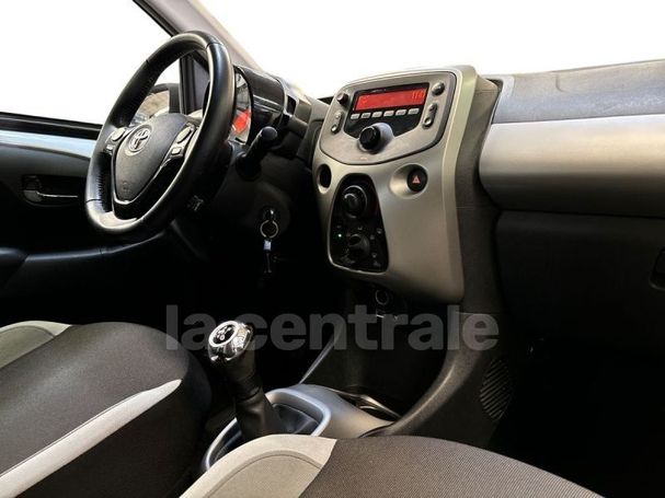 Toyota Aygo 51 kW image number 21