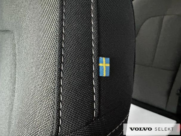 Volvo XC40 120 kW image number 31