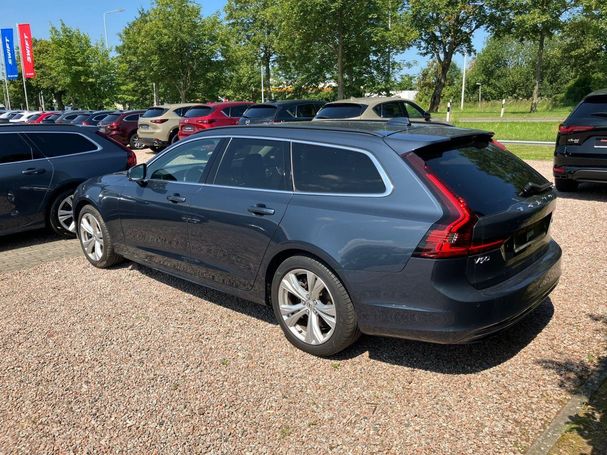 Volvo V90 B4 Momentum 145 kW image number 4