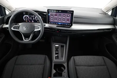 Car image 30