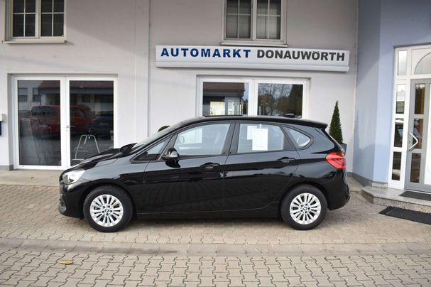 BMW 218i Advantage 103 kW image number 4