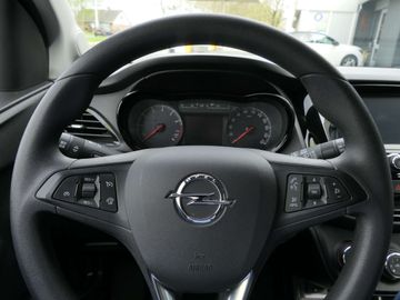 Car image 32