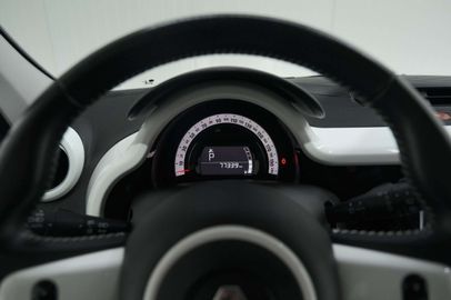 Car image 37