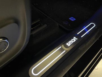 Car image 31