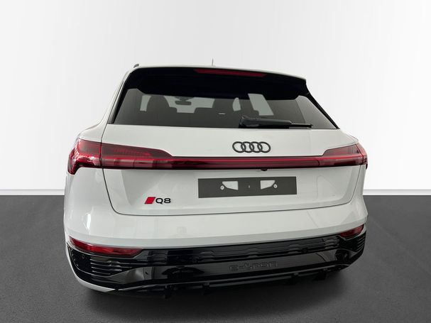 Audi Q8 55 quattro e-tron S-line 300 kW image number 2