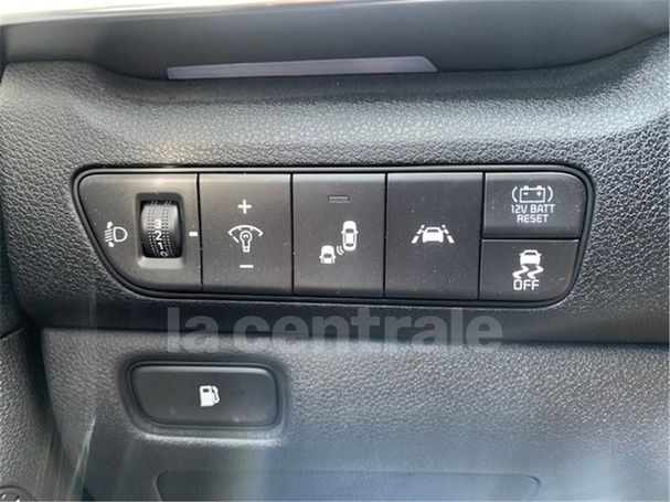 Kia Niro Hybrid 1.6 GDI Premium 104 kW image number 9