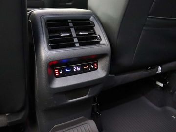 Car image 41