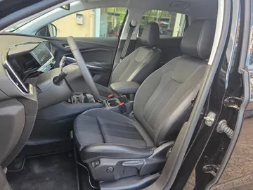 Car image 22