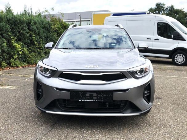 Kia Stonic 1.0 T-GDi 100 Vision 74 kW image number 3