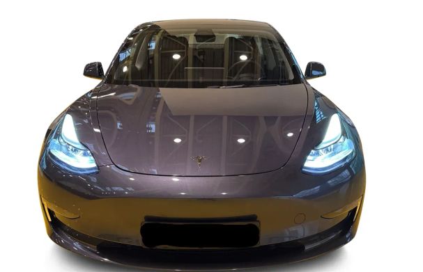 Tesla Model 3 AWD 366 kW image number 2