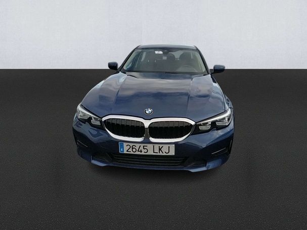 BMW 330 e 215 kW image number 3