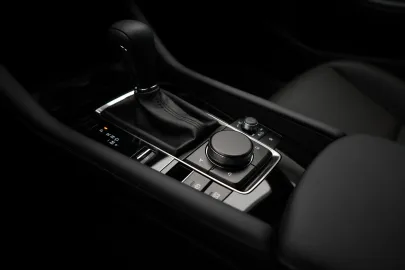 Car image 49