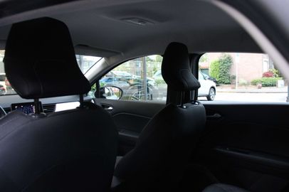 Car image 21