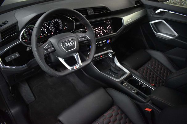 Audi Q3 45 TFSIe S-line Sportback 180 kW image number 12