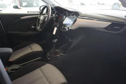 Car image 21