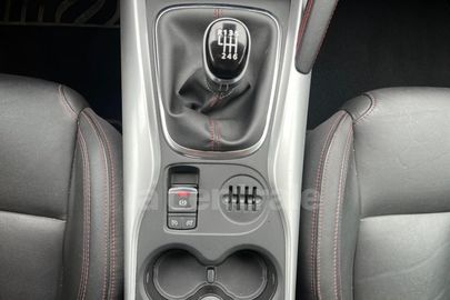 Car image 30