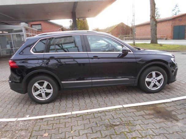 Volkswagen Tiguan 1.5 TSI Comfortline 110 kW image number 3