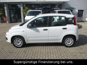 Car image 18