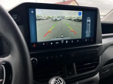 Car image 30