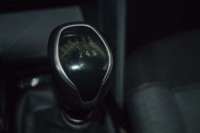 Car image 37