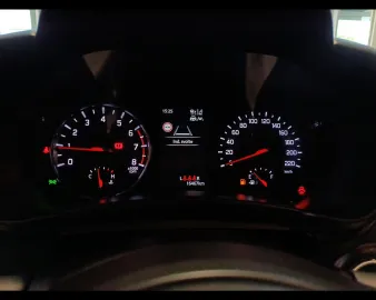 Car image 24