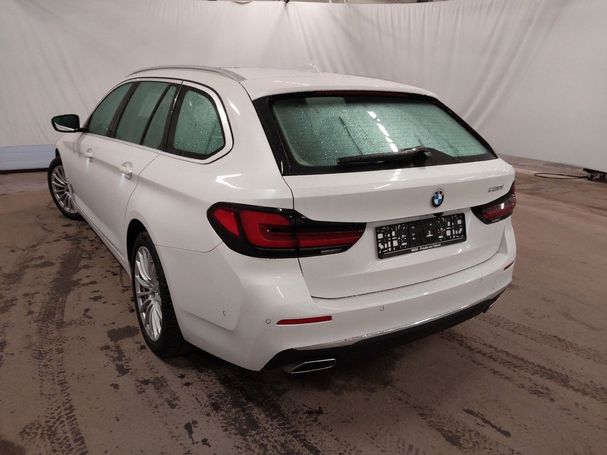 BMW 520i Touring 135 kW image number 5