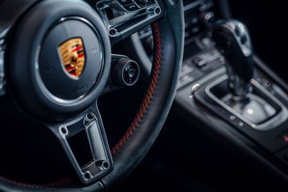 Car image 28