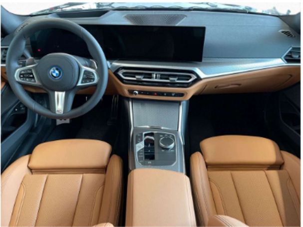 BMW 330 e 215 kW image number 7