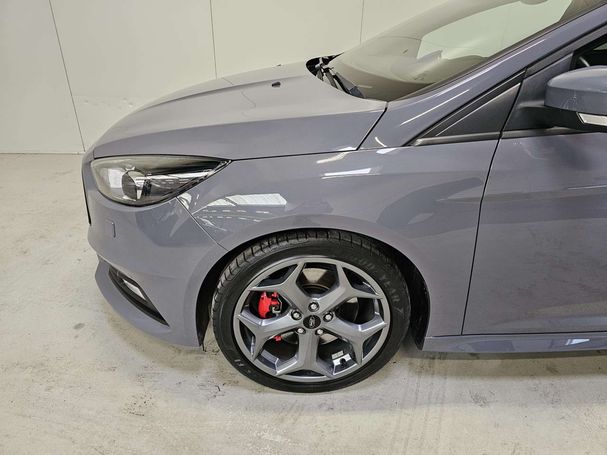 Ford Focus 2.0 184 kW image number 29