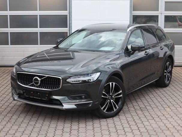 Volvo V90 Cross Country Pro AWD 145 kW image number 1