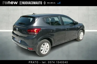 Car image 3