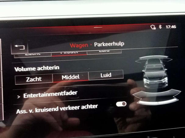 Audi e-tron 55 quattro 300 kW image number 24