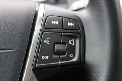 Car image 33