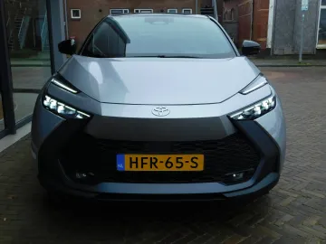 Car image 2