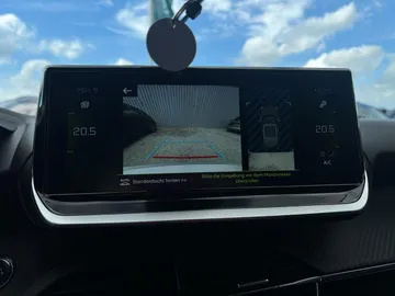 Car image 23