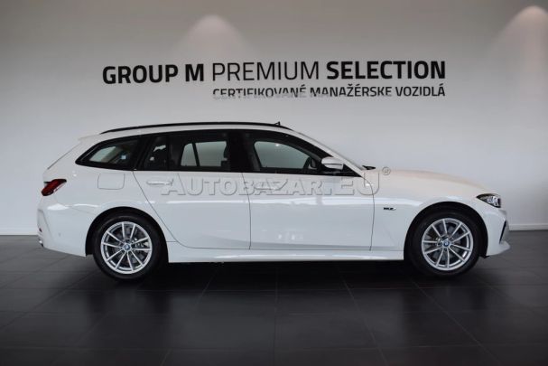 BMW 330e Touring xDrive 215 kW image number 1