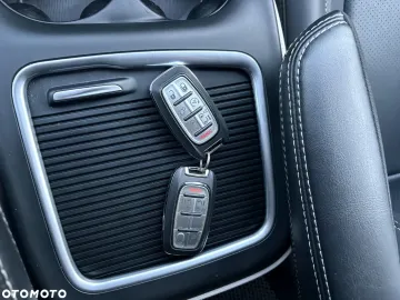 Car image 38
