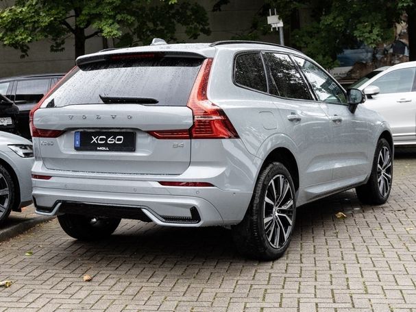 Volvo XC60 B4 AWD Plus 145 kW image number 3