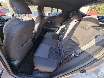 Car image 10